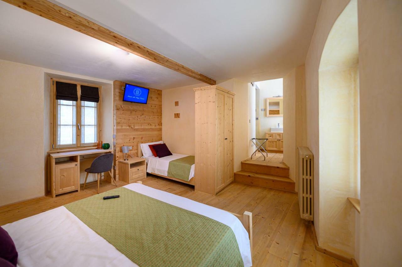 B&B Antica Residenza Centro Storico Тирано Екстериор снимка
